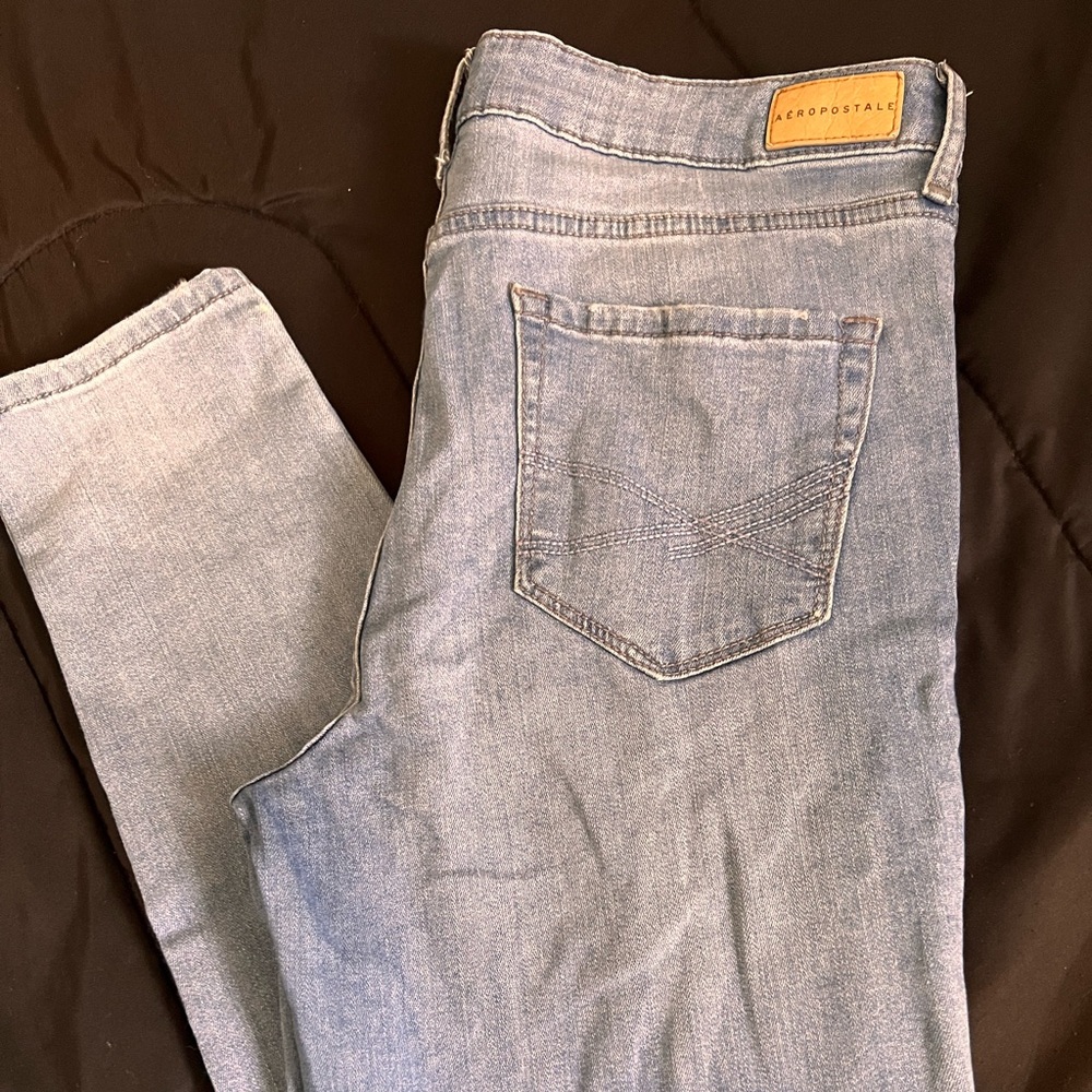 Aeropostale Skinny Jean (SIZE 8 REGULAR)
